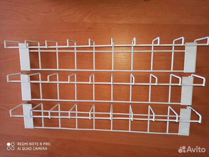 Металлические полочки б.у