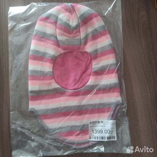 Новый деми шлем Lassie размер 46