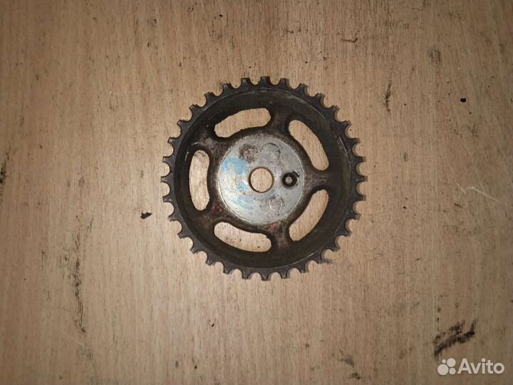 Шестерня распредвала. BMW 5 E34 бмв 5 Е34