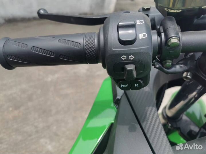 Электромотоцикл R3 eliq + 2 акб (72v 50ah)