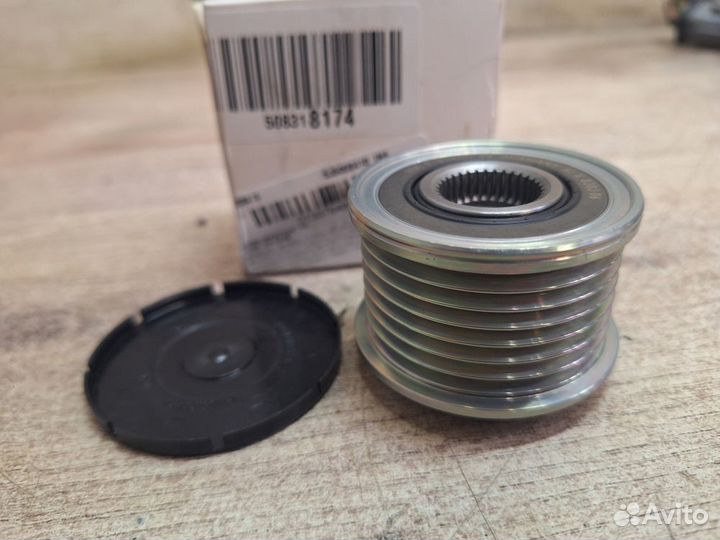 Муфта(шкив) генератора Mercedes-Benz M-класс W164