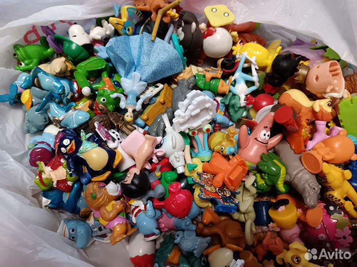 Игрушки из киндера 90х