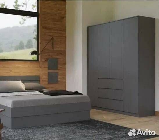 Спальный гарнитур