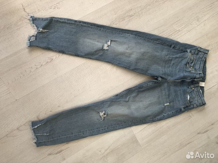 Джинсы hm