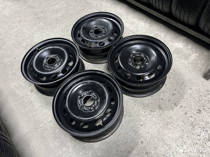 Штампованные диски Ford Focus 5x108 R15