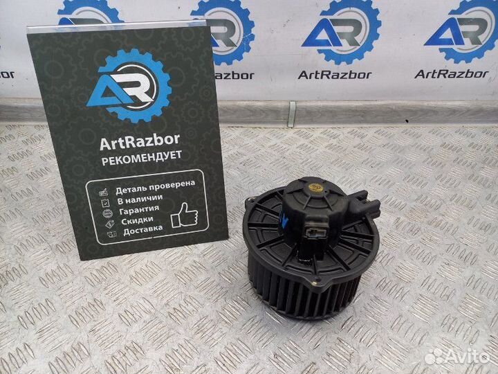 Моторчик печки Kia Rio 2 JB 1.4 G4EE 95 Л.С седан