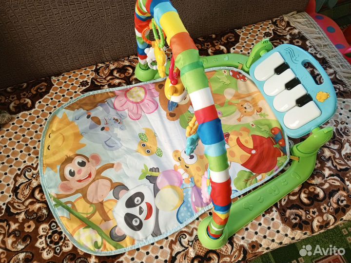 Развивающий коврик с пианино