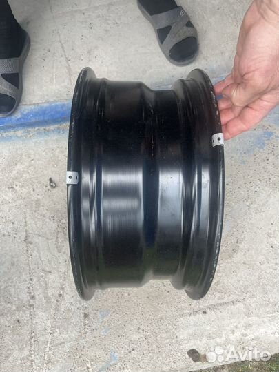 Hankook Radial RA08 215/70 R16