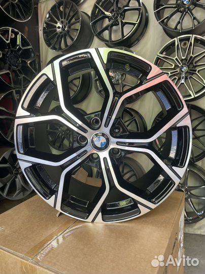 R18 на BMW F39 F40 F44 F48 5x112 Новые Диски