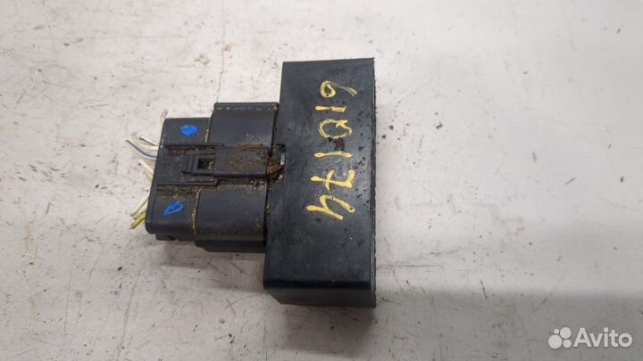 Реле бензонасоса Ford Focus 3, 2013