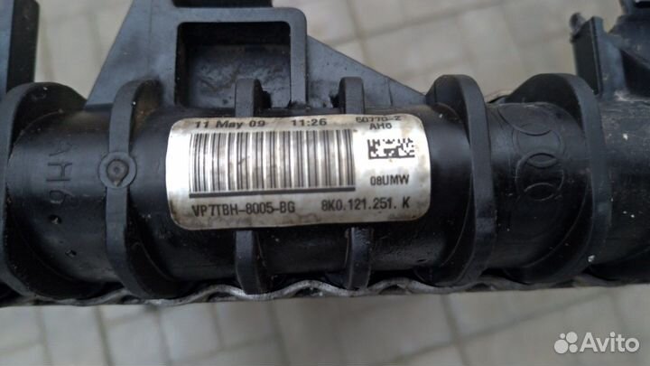 Радиатор охлаждения двигателя Audi A4 B8 1.8 T