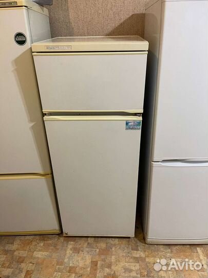 Холодильник б/у