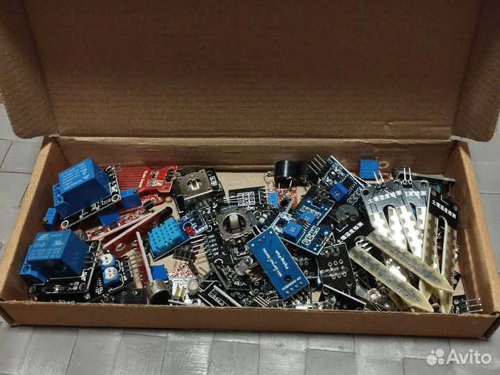 Коробка разных датчиков для Arduino