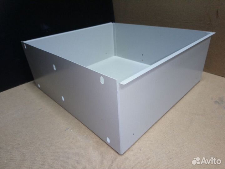 Ящики металлические