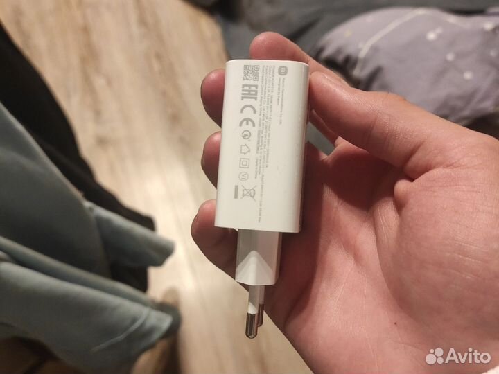 Зарядное устройство для телефона