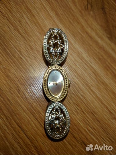 Часы женские