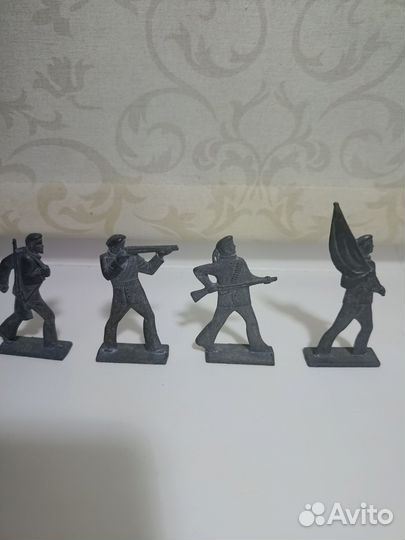 Оловянные солдатики