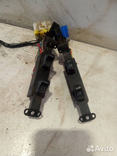 Блок управления стеклоподъемниками Nissan Primera