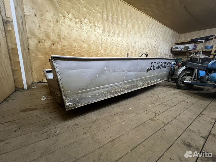 Лодка Прогресс 4