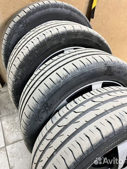 R16 Continental ContiPremiumContact 2 195/55, PCD 4x100 DIA 60.1