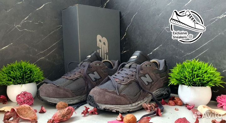 Кроссовки New Balance 2002r