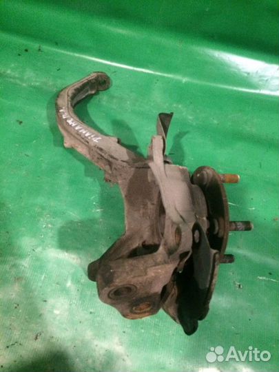 Поворотный кулак Mitsubishi Diamante