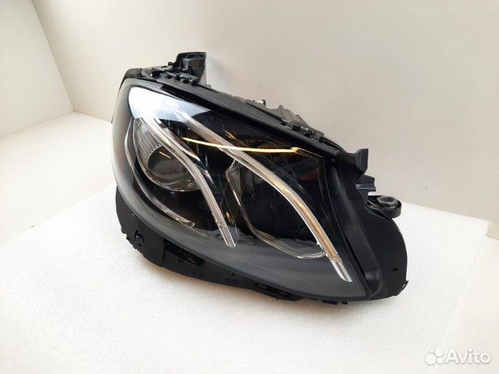 Фара правая Mercedes-Benz E-Class W213 2016-2020