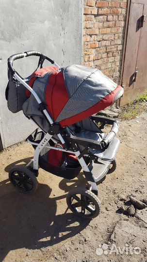 Прогулочная коляска