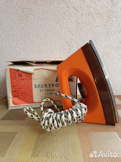 Утюг с терморегулятором