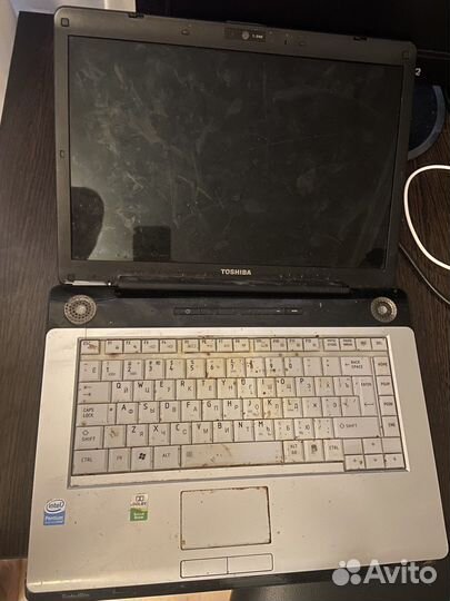Ноутбук Toshiba на запчасти