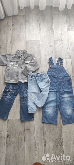 Джинсы для мальчика в хорошем состоянии