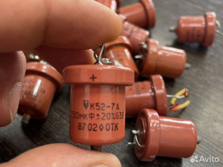 Конденсатор к52-7а