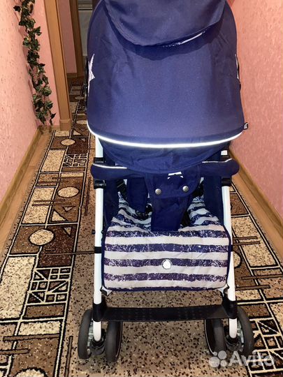 Коляска прогулочная
