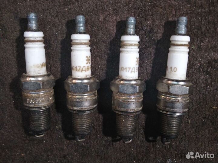 Свечи Fomoco ayfs22fb и А 17 дврм 1.0