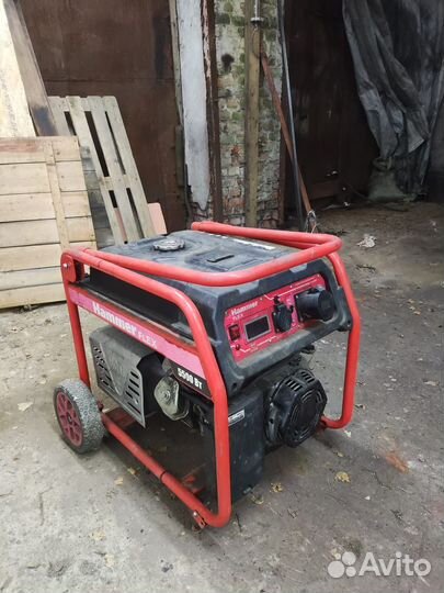 Бензиновый генератор Hammer GN6000T, (5500 Вт)