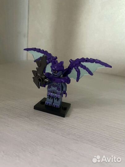 Фигурка из набора lego nexo knights 70352