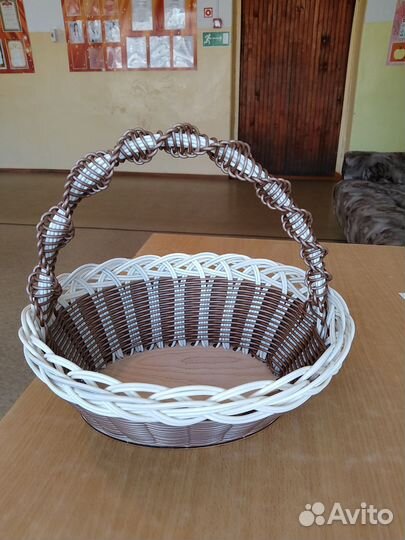 Корзинки плетеные из прутка (ротанга)