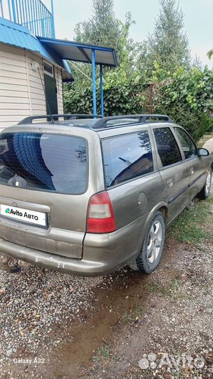 Opel Vectra 1.8 AT, 1998, 300 000 км