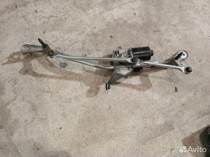 Трапеция дворников на бмв 5 G30/31 2019r