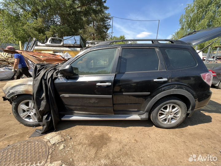 В разборе Subaru Forester SH 2.0 МКПП 2009