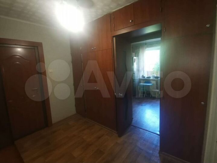 2-к. квартира, 57 м², 2/5 эт.
