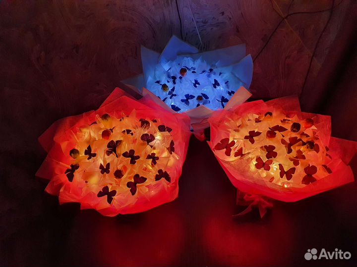 Букет из бабочек в коробке