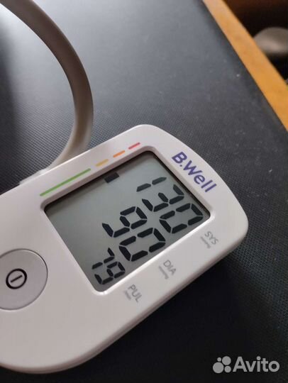 Тонометр полуавтоматический