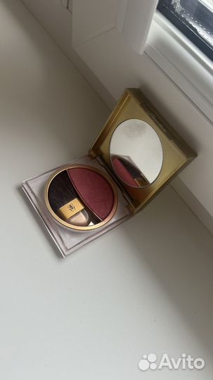 Румяна Guerlain divinora