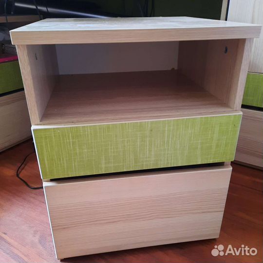 Угловой письменный стол