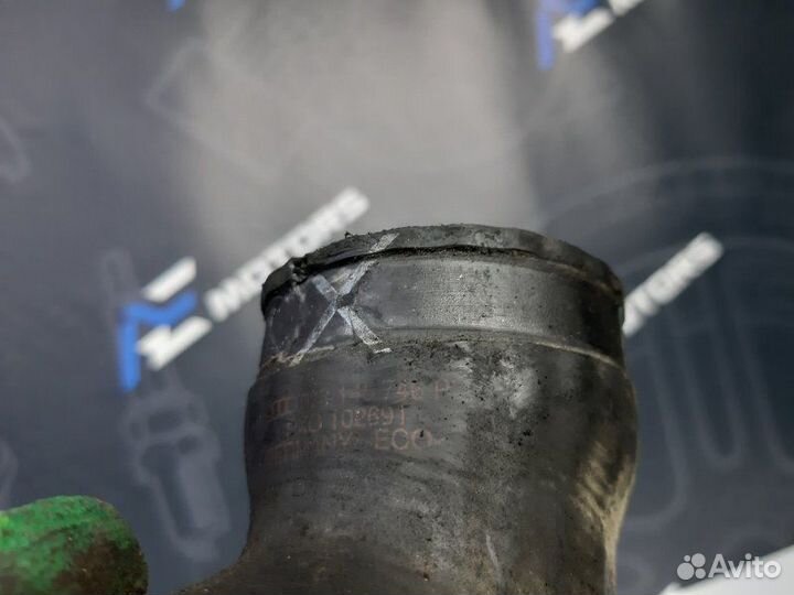 Патрубок интеркулера Audi Allroad C5 BES 2003