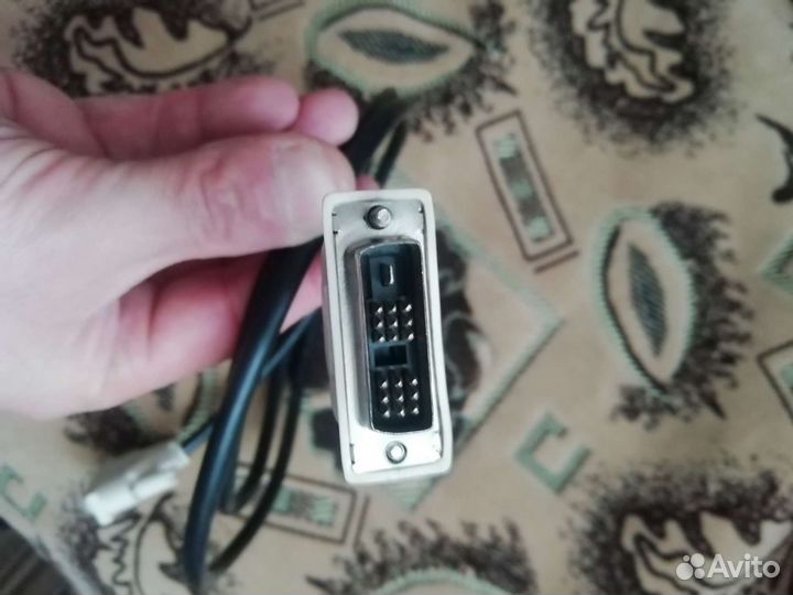 Штекер для компьютера