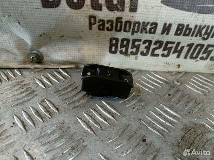 Кнопка люка Bmw E39