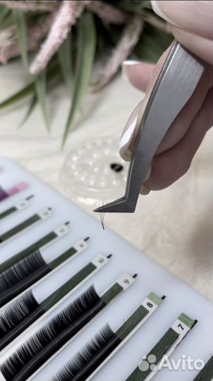 Обучение наращиванию ресниц