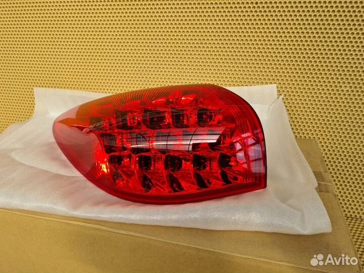 Фонарь в крыло задний левый Infiniti Ex25 Ex35